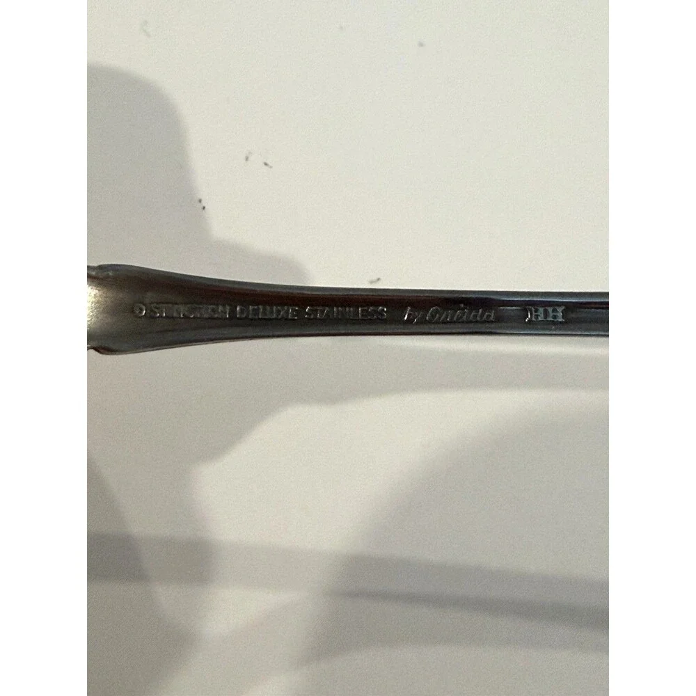 Set of 11 Oneida RAPHAEL Distinction Deluxe Stainless Seafood Cocktail Forks 6”